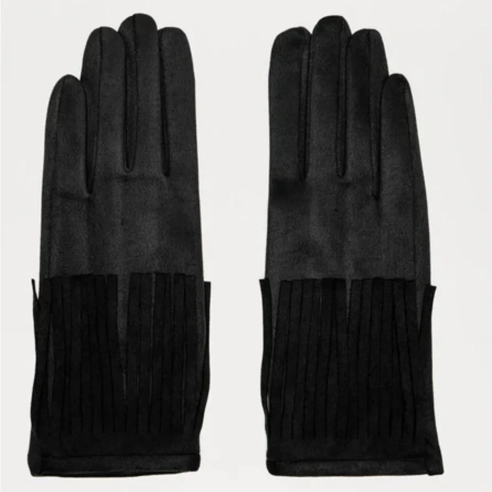 Elegant Black Fringe Gloves